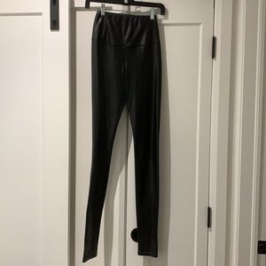 Aritzia Wilfred Free Daria Vegan Leather Leggings